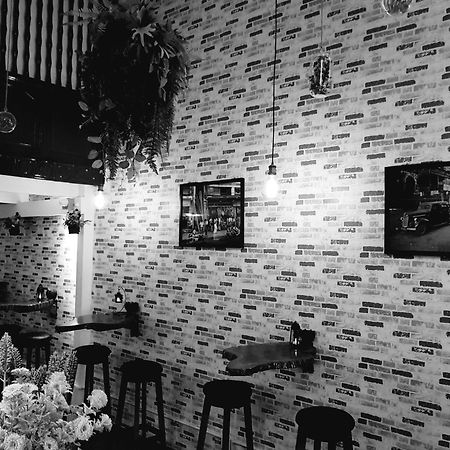Hostel He-O Yangon Extérieur photo