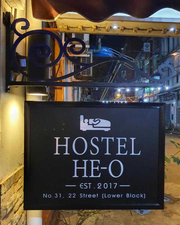 Hostel He-O Yangon Extérieur photo
